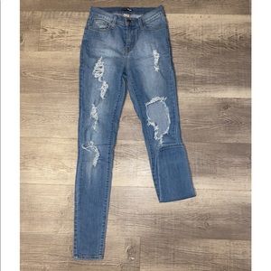 🌸Sold🌸 Fashion Nova Ripped Skinny Jeans